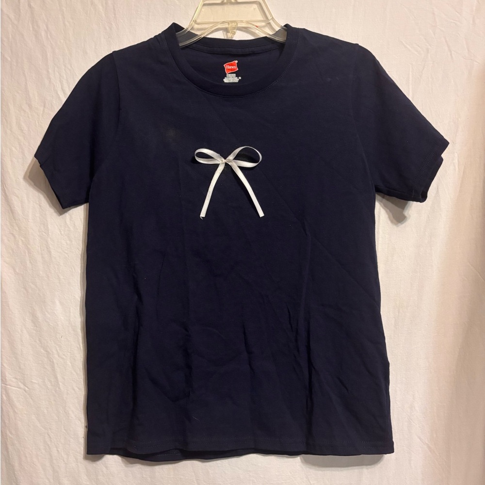 Hanes Navy Blue Tee with White Accent